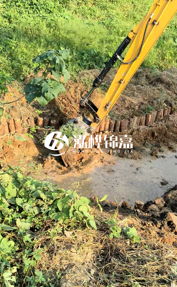 德州河道清淤專業(yè)施工-打完松木樁后為何需要立即清理淤泥？