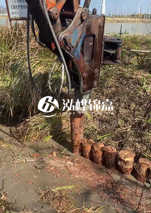 松木樁施工雙排支護(hù)樁和單排支護(hù)樁的區(qū)別？什么時(shí)候采用雙排？