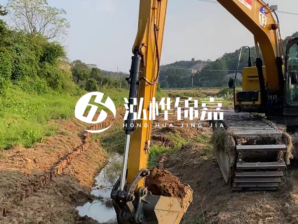 陜西松木樁廠家泓樺錦嘉-松木樁尾徑測量從哪個(gè)位置開始算？