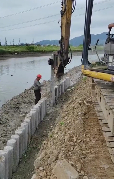 水泥樁批發(fā)廠家泓樺錦嘉 - 水泥圓樁的價(jià)格如何計(jì)算？